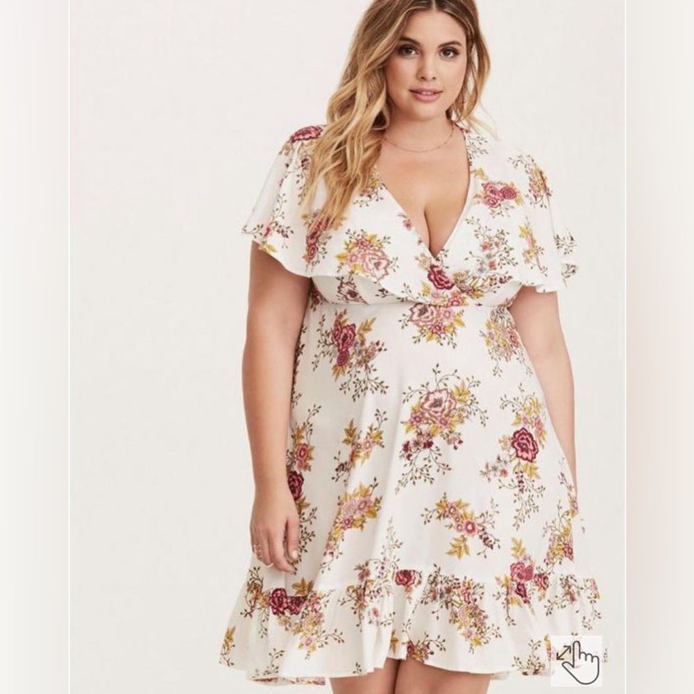 Torrid Floral Caplet Dress - Size 1